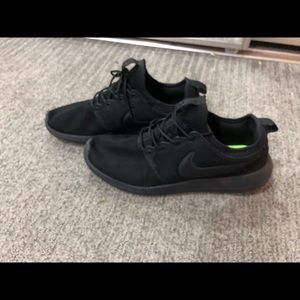 Nike Roshe 2 Triple Black